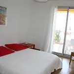 Apartment 4 Chambres, Vue Mer, Calme *