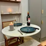 Apartment Luxueux A 2 Pas De La Mer, Vieille Nice