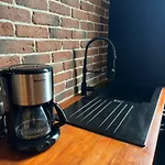 Renovated 2-room Sleeps 4 Tram And Shops Nearby