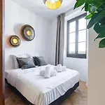 Carre Dor Design Confort And Centralite Apartment *