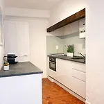 Charme Du Vieux-nice - Cocon Lumineux A 100 M De La Apartment *
