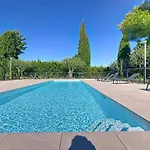 Comfort And Relaxation And Swimming Pool Apartment *