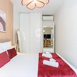 Apartment Ambiance Douce Et Elegante A Liberation *