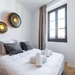Carre Dor Design Confort And Centralite *
