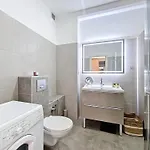 Nestor&jeeves - Blue Pastel Promenade - Spacious - Close Sea Apartment