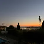Deux-Pieces Avec Piscine Et Vue Mer A Nice