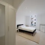 Apartment Bright In