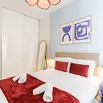 Apartment Ambiance Douce Et Elegante A Liberation Nice