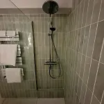 Elegant And Comfortable 3 Room, & Transport Within Walking Distance Apartment