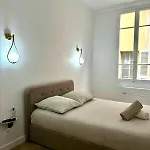 Apartment Luxueux A 2 Pas De La Mer, Vieille Nice