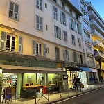Jazz Riviera Neuf En Centre-ville Et A 2 Pas De La Apartment *