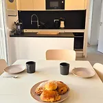 T3 Neuf Climatise Avec Parking A Apartment Nice