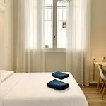 Apartment Stunning Flat With Sea View & Garden On Promenade Da
