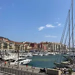Beautiful 85M Near The Historic Center
