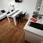 Appartement T2 Coconing, Wifi, Internet, Clim, 300M Plage