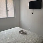 Location In Private Security Residence With Free Parking, 1 Minute From Tramway, 9 Minutes From The Center, Accessible All Transports