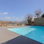 Green Hill Appartement A Nice Terrasse 130M2, Vue Panoramique, Piscine, Parking Prive, Climatisation, Wifi