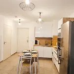 Apartment Cosy Dans Un Ecrin De Verdure -nice *