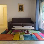 Apartment Secret Garden, Ideal For 2,large Terrace Nice