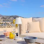 Hill A Terrasse 130m2, Vue Panoramique, Piscine, Parking Prive, Climatisation, Wifi Apartment Nice