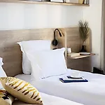 Le Riviera Collection, Signature Collection by Best Western