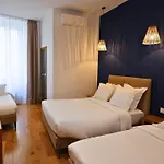 Hotel De La Mer