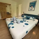 Le Clio Carre D\'Or Beach Apartment