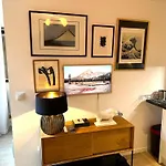 Dana Centre 16 Apartment