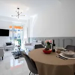 Le Magenta - Happy Rentals