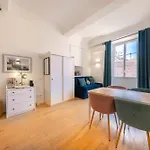 Apartment 06a3 - Lovely In The Heart Of Old