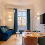 Apartment 06a3 - Lovely In The Heart Of Old *