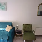 Charmant F1 Proche Du Tramway Et Plages