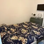 Refait à neuf Mars 2026 - Cosy studio en face de la gare