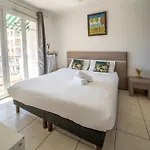 2 Pieces Proche Aeroport