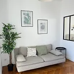 Exclusive Top Floor - Love Suite