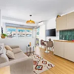 Wh Gasiglia - Casa So Nice