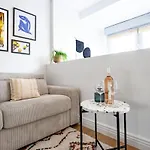 Wh Gasiglia - Casa So Nice