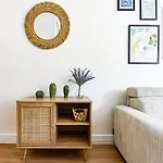 Wh Gasiglia - Casa So Nice