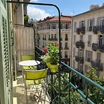 French Riviera Escapade - Steps From The Apartment Nice