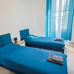 Small Paradise 4 Cozy With Ac * Nice