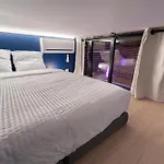 Aparthotel Loft De 6 Couchages, Bord De A Nice