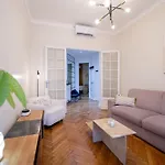 Grand 2p 52m2 Centre Nice-gare 3min-clim-6 Pers-plage 8min Nice