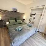 Casa Athena, Quartier Vernier Liberation, Centre Apartment *