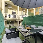Promenade Des Anglais-2 Mins Walk To Beach- Charming Duplex -air Conditioning Wi-fi Nice