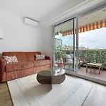 Exceptional Vieux-port Terrace View *