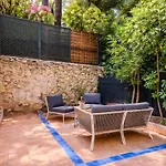 The Apartment With The Garden Studio