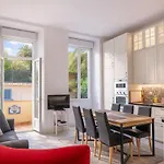 Apartment The With The Garden Nice