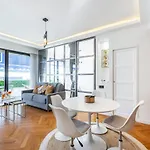 Apartment Super Flat In Carre D'or - 1 Minute From The Sea
