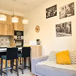 Joli T3 Moderne Avec Terrasse & Climatisation