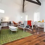 Apartment Loft Proche Port Nice
